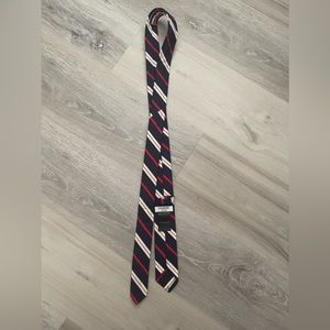 Thom Browne Navy & Red Stripe Classic Tie